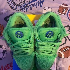 Grateful Dead SB dunk low green